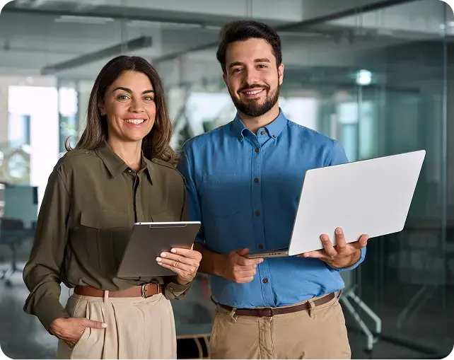 equipo-acelerati-profesionales-tecnologia